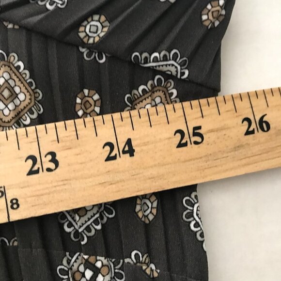 NWOT - Apt. 9 Accordion Pleated Short Sleeve Buttoned Down Blouse - Picture 11 of 13